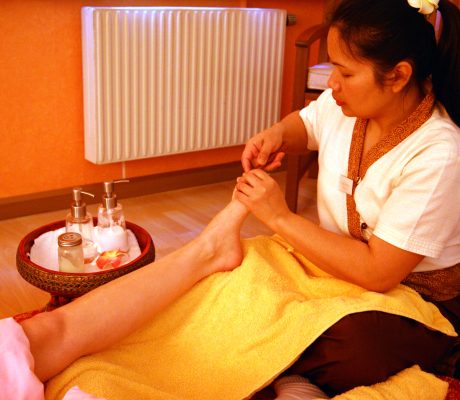 Fussreflexzonenmassage_Thaimassage-Jaksin